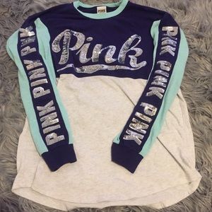 vs pink long sleeve tee